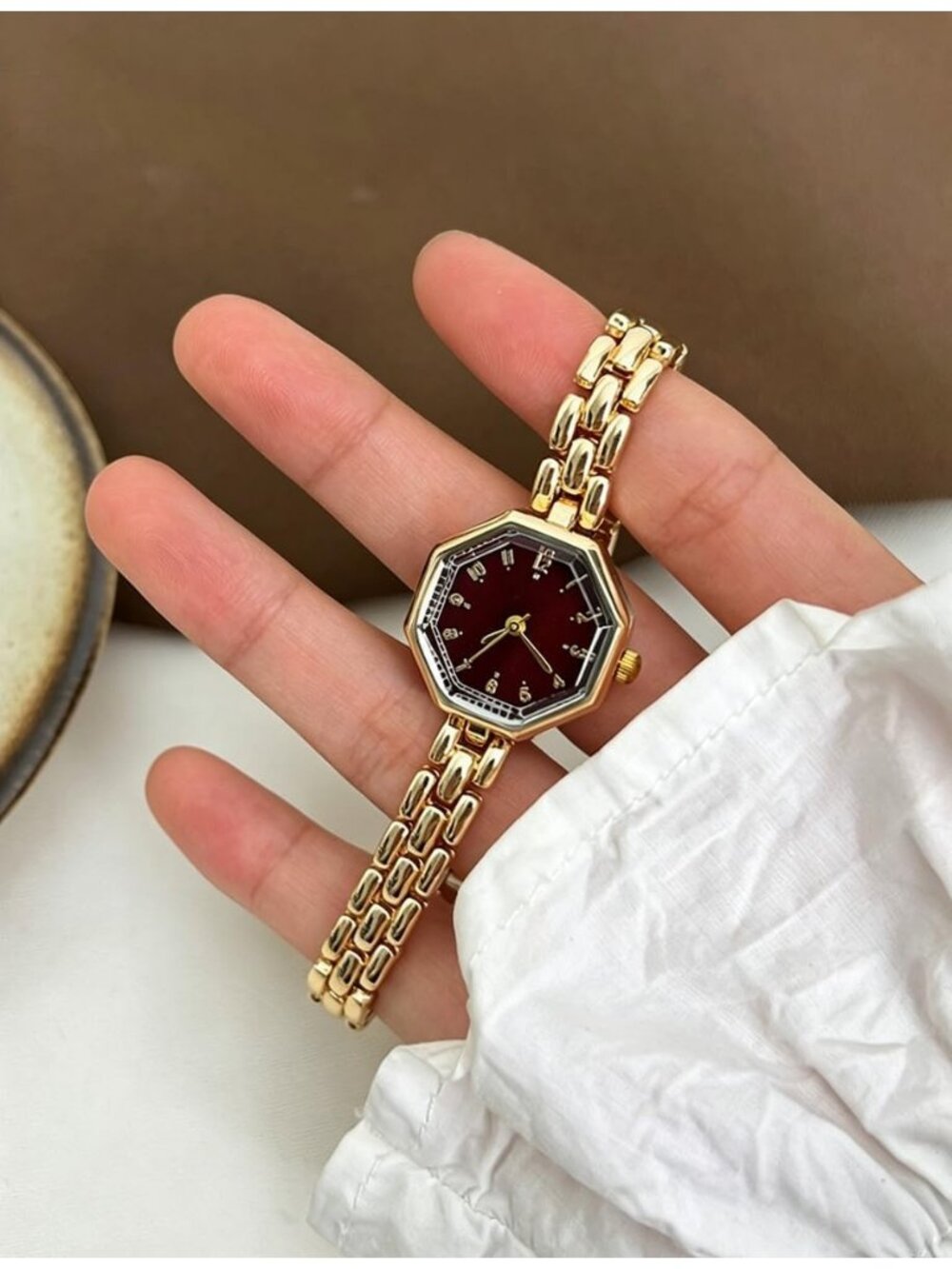 Women's Golden Red Octagonal Stainless Steel Dress Quartz Vintage Wrist Watches - Picture 3 of 6